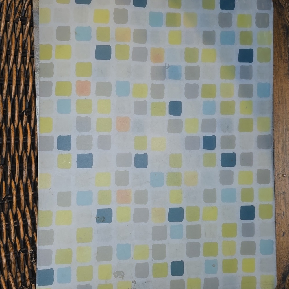 Set of 4 Geometric Placemats – Plastic – Well-Loved – Kitchen Basics